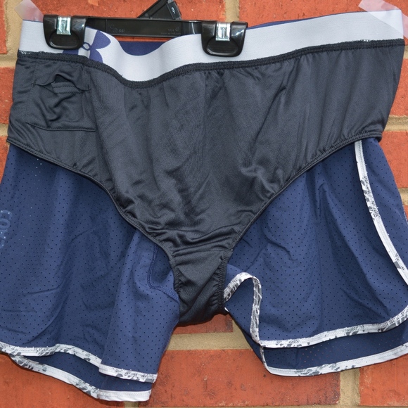 Under Armour Shorts XL Running Shorts Navy Blue - Picture 3 of 3